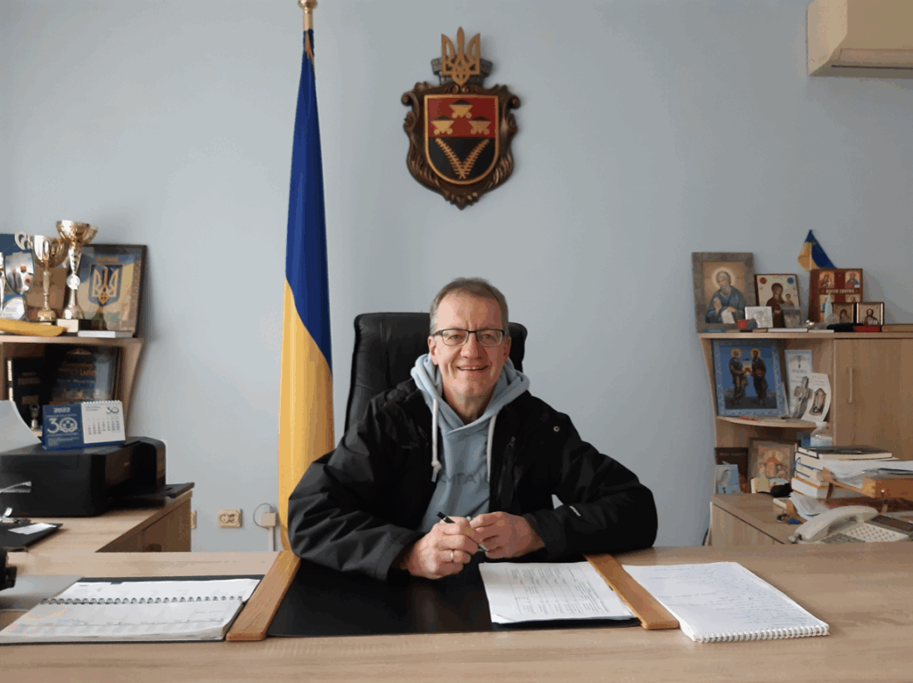 Uli auf dem Bürgermeisterstuhl von Sherpytskyi